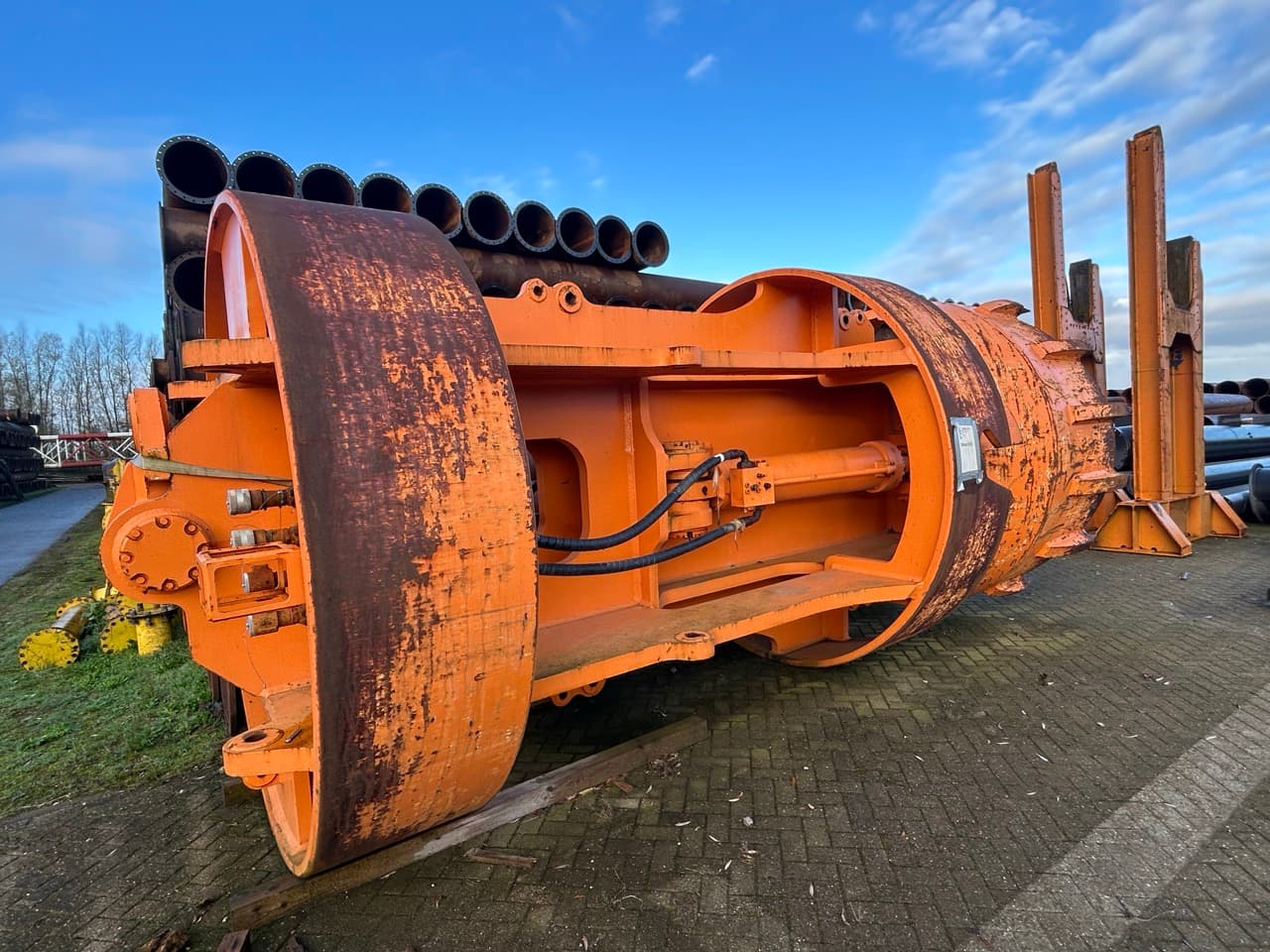 Hydraulic Casing Pile Grab (2700/2800 mm) thumbnail 2