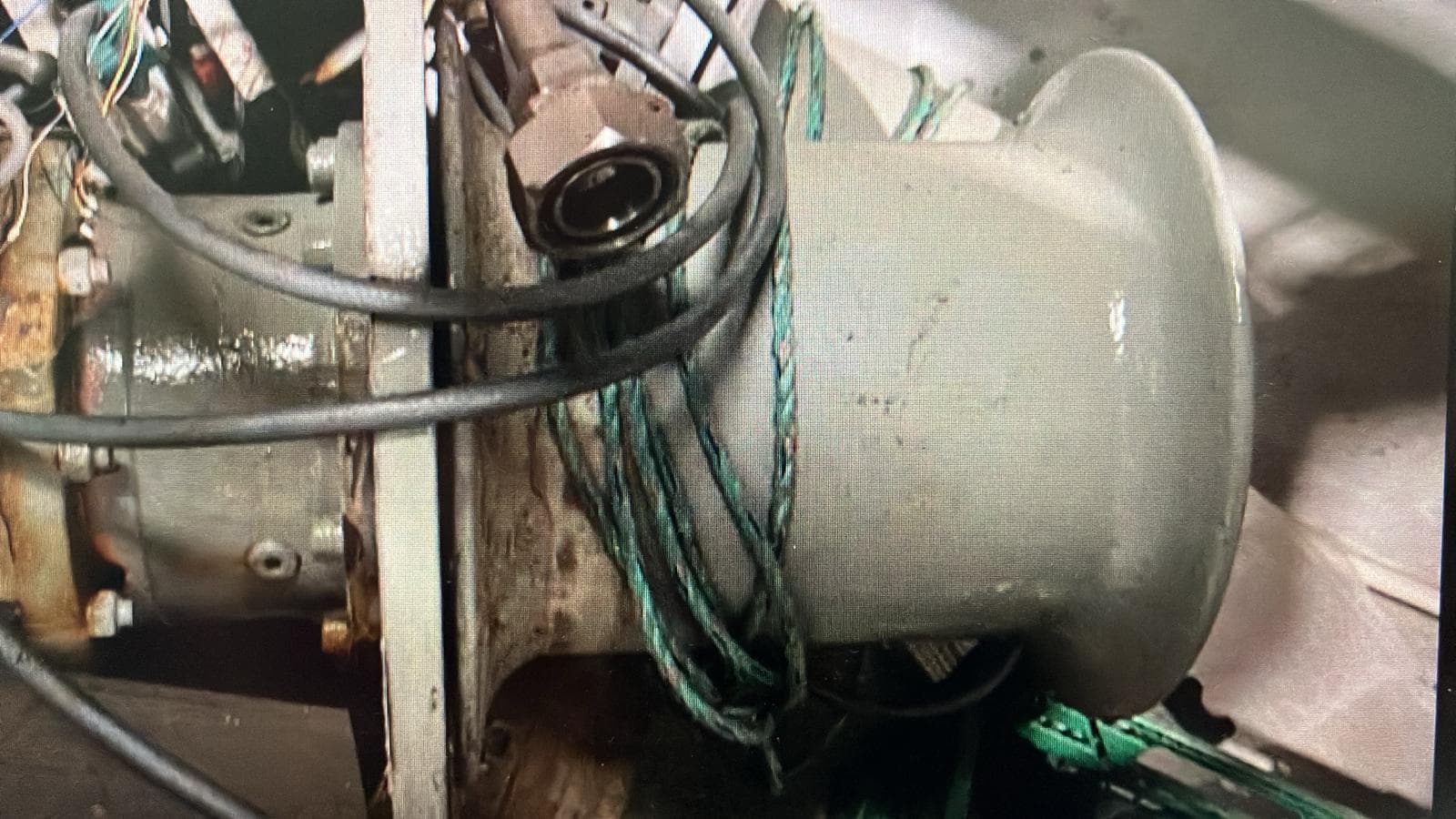 Capstan winches thumbnail 2