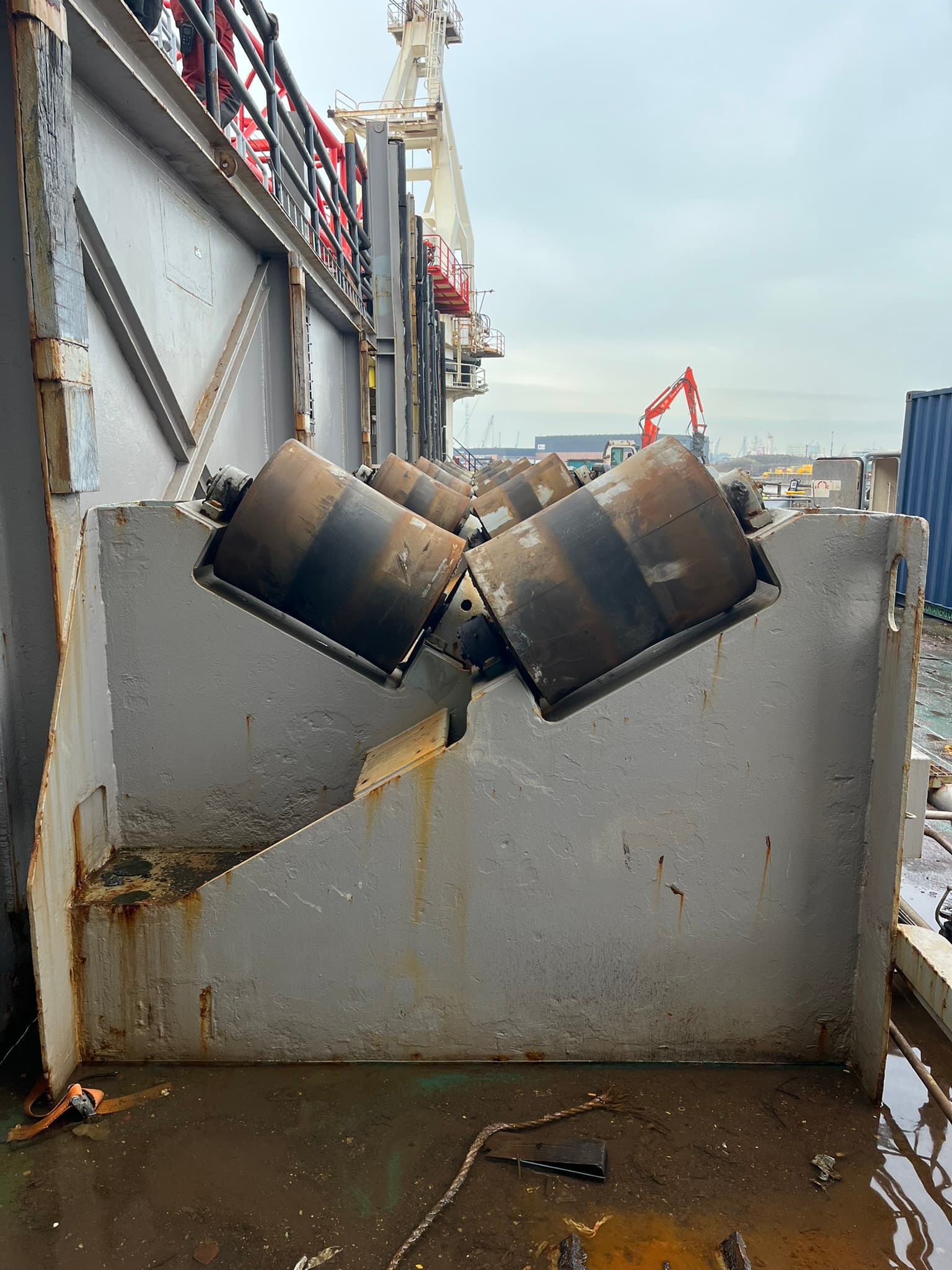 Heavy duty hydraulic driven rollers thumbnail 3