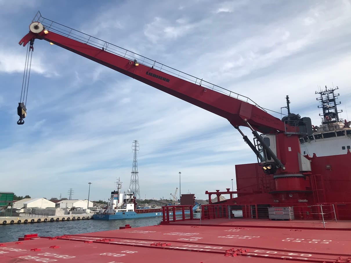 Liebherr Deck Cargo Crane 25T @ 20 mtr (RESERVED) thumbnail 3