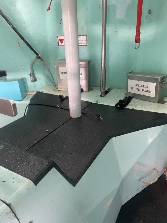 Brucker Lifeboat (SSI CA3600) Capsule Systems thumbnail 4