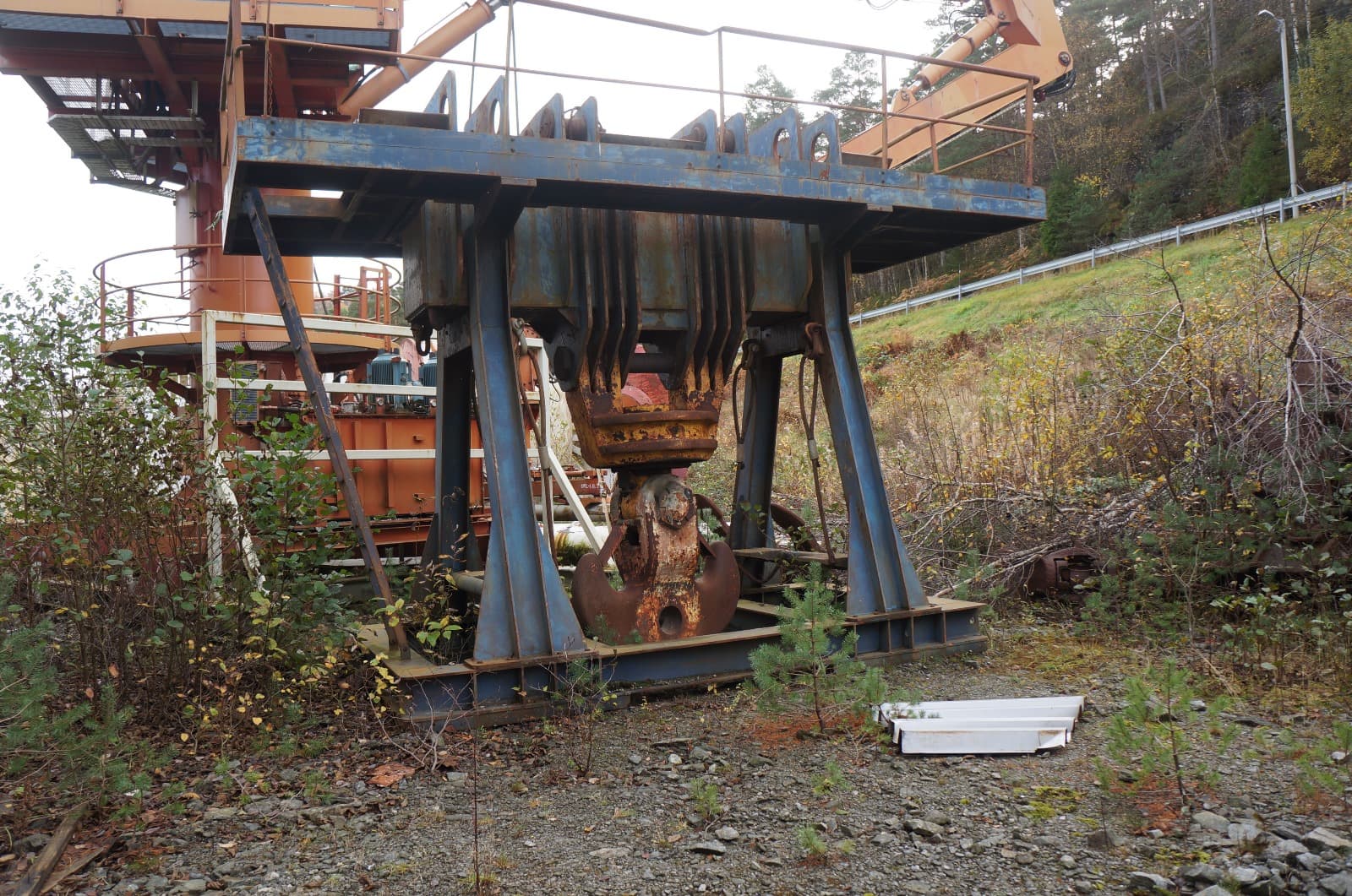 Lifting HOOK with 600T capacity