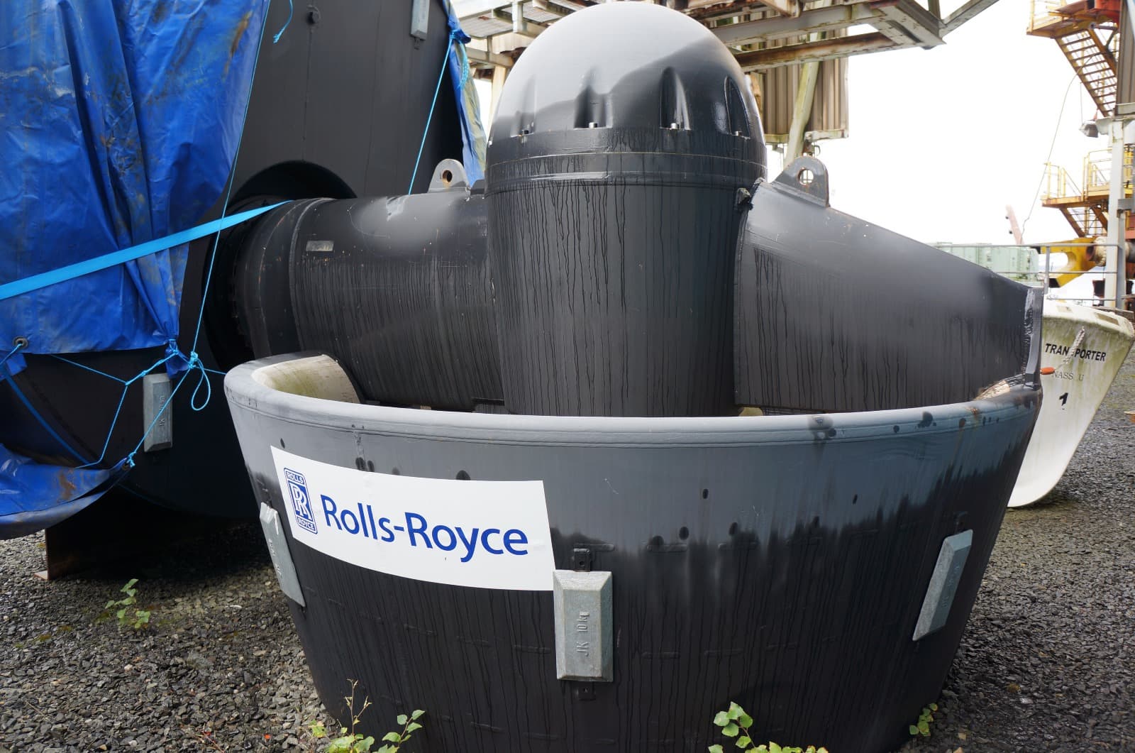 2 AQUA MASTER US3001 1864kW Thrusters