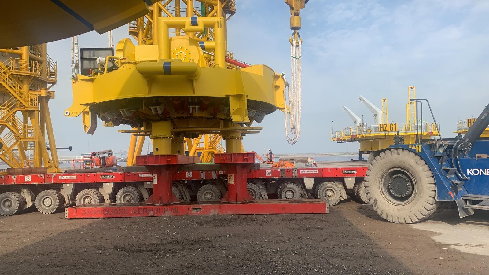 Mono pile lifting tool WLL 1400 Mt for 7000mm flange diameter