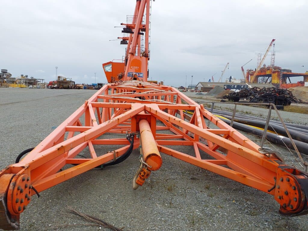 USED Molde crane SWL: 30T-R20M/15T-R36M thumbnail 3