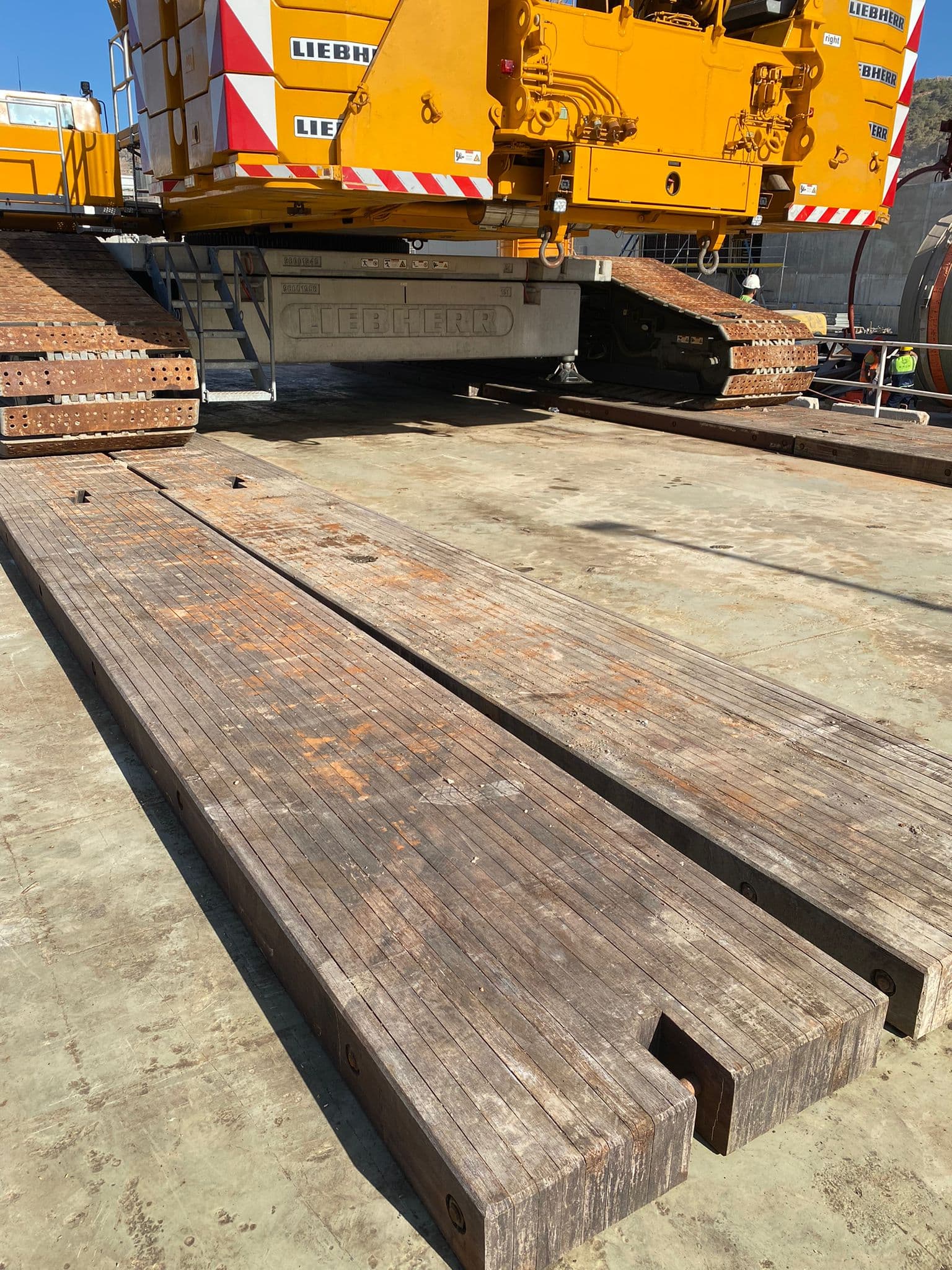 Crane mats from bamboo composite