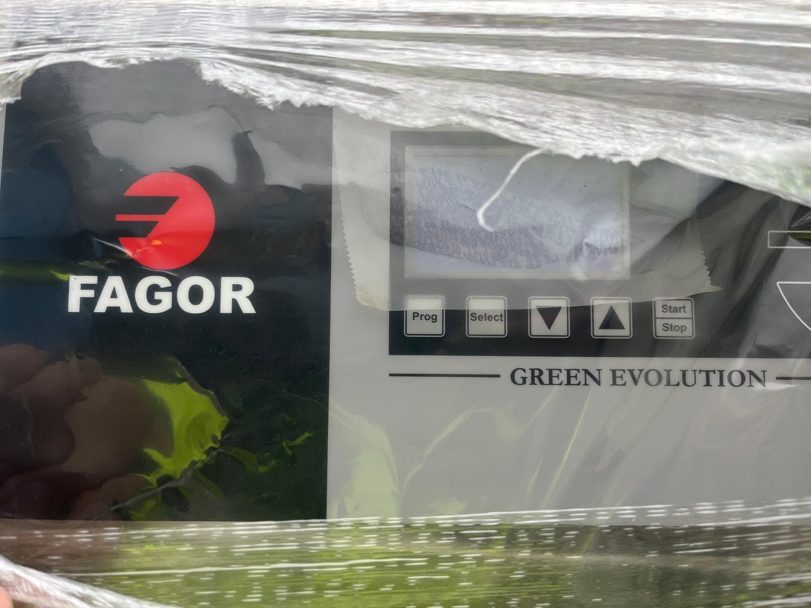 Industrial washing machine & thumble dryer thumbnail 2