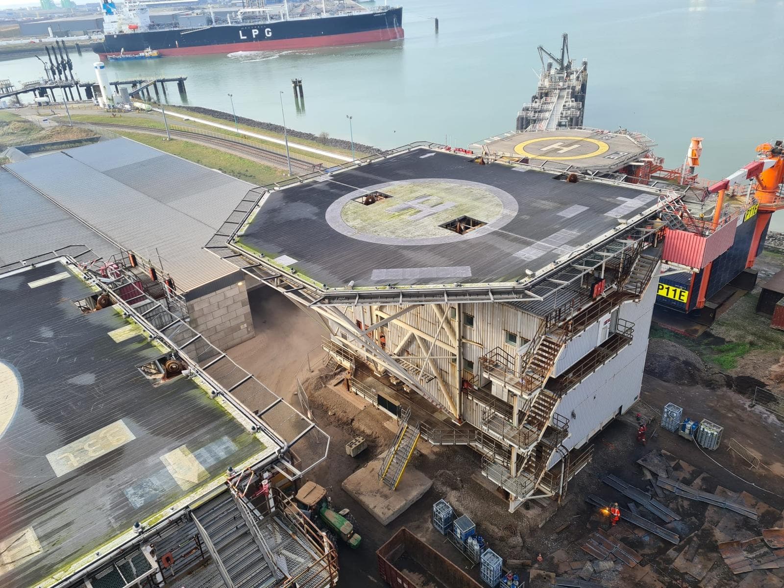 19 meter Helideck to support Sikorsky s61