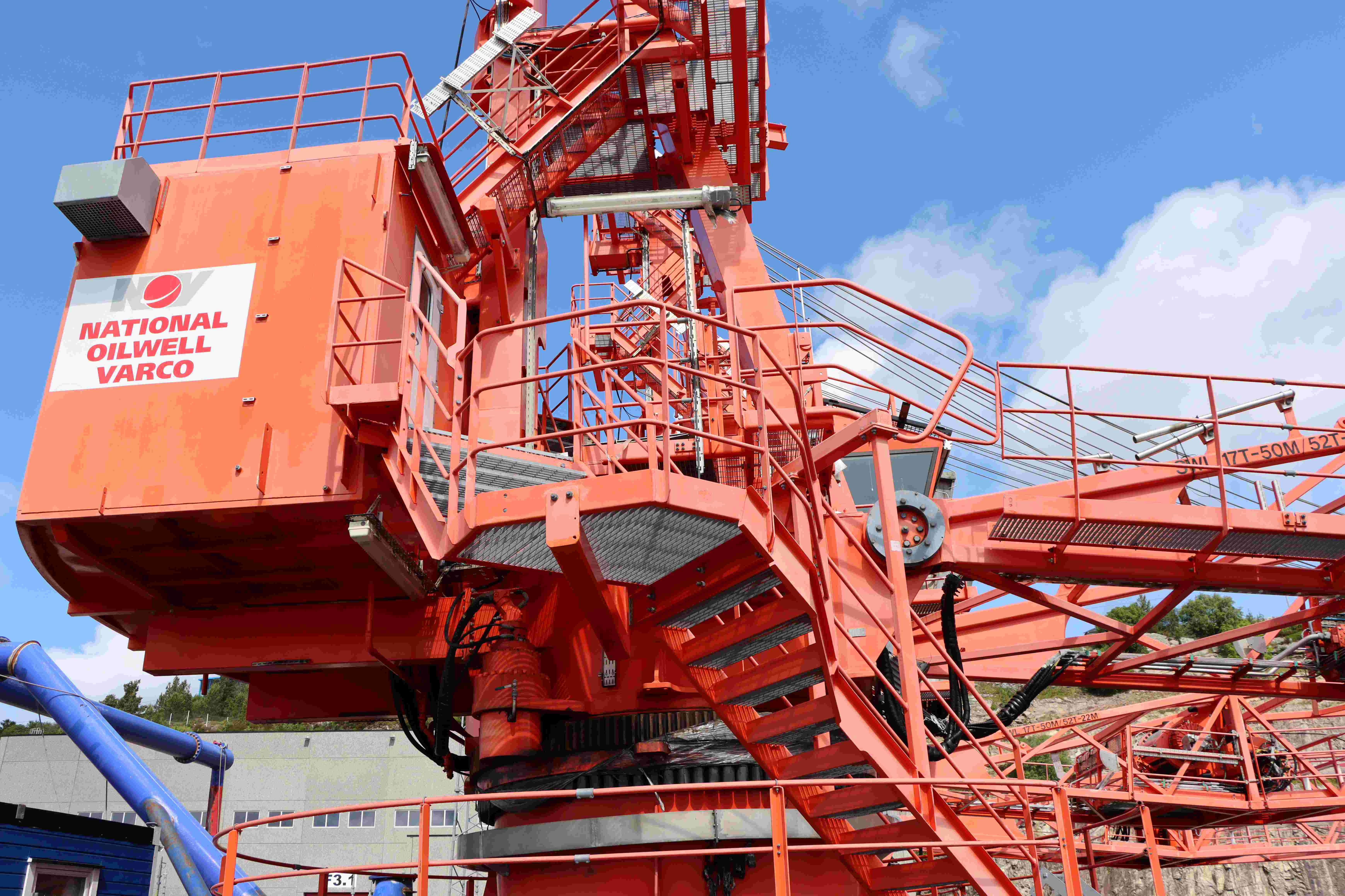 Offshore NOV Palfinger lattice boom crane(s) with 52T capacity thumbnail 3