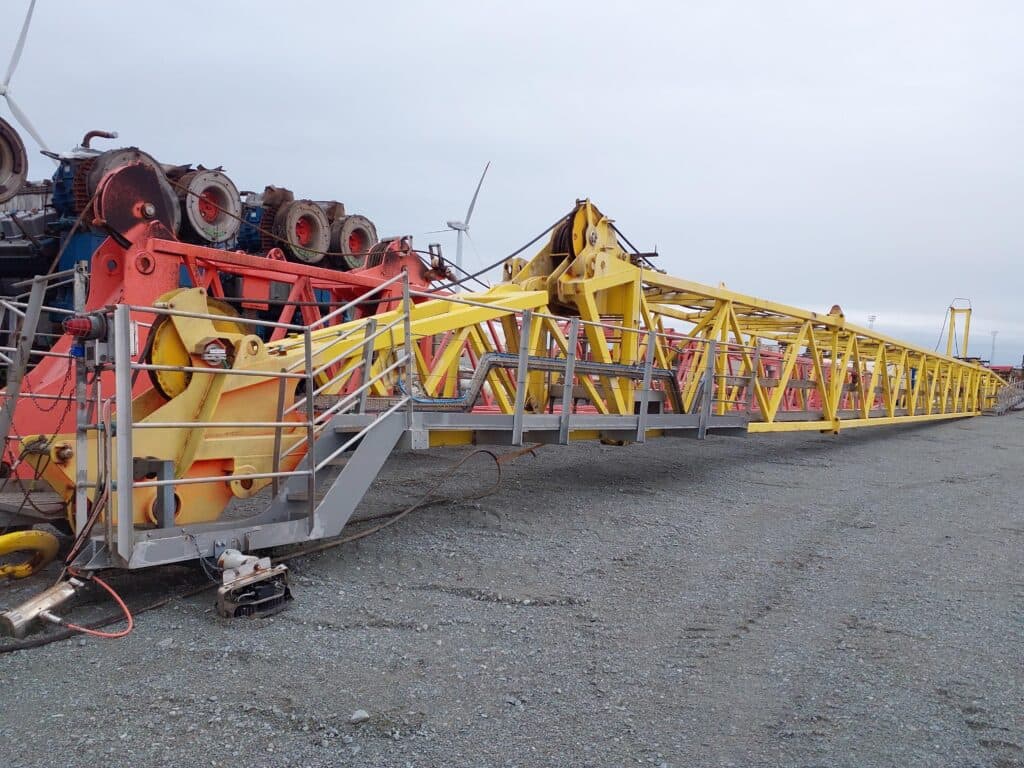 Crane Boom with 15T hook SWL 50T-22m/15T-55m