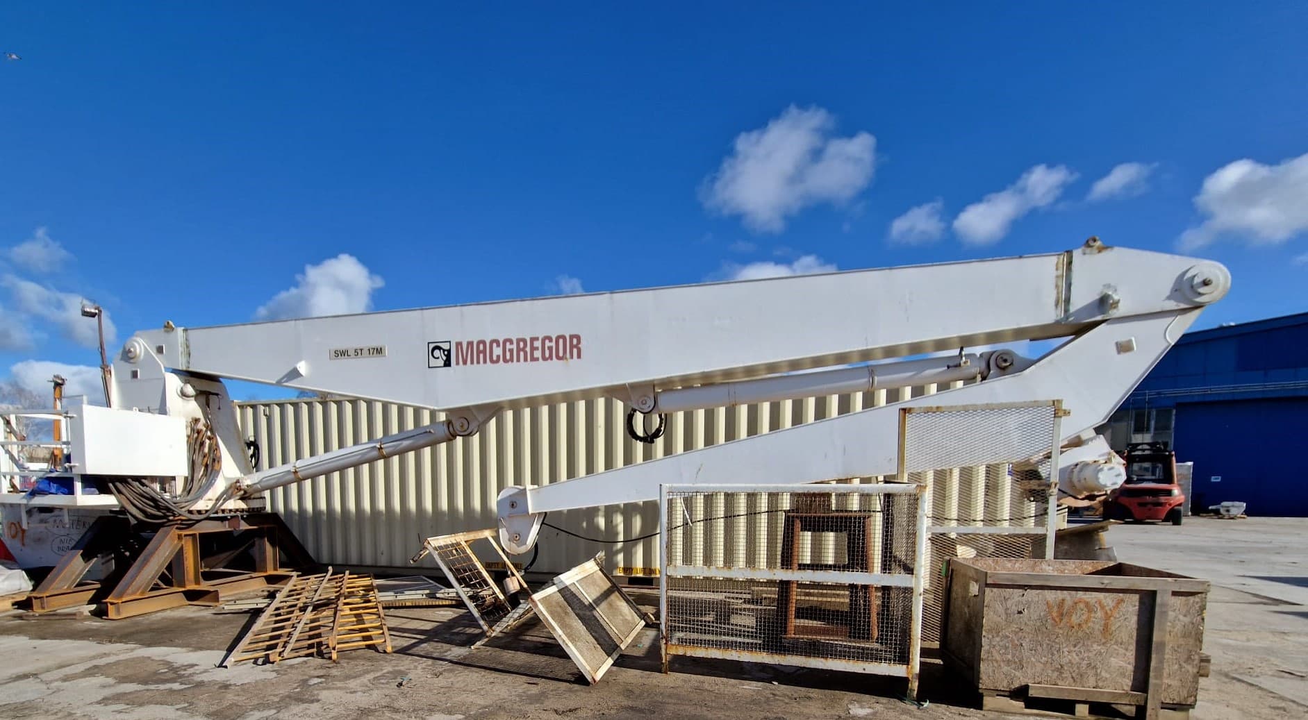MACGREGOR 5 TONS KNUCKLE JIB CRANE